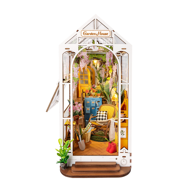 Book Nook Garden House